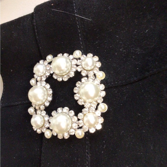 Neiman Marcus Suede Open Toe Shoes 9 - Picture 10 of 12